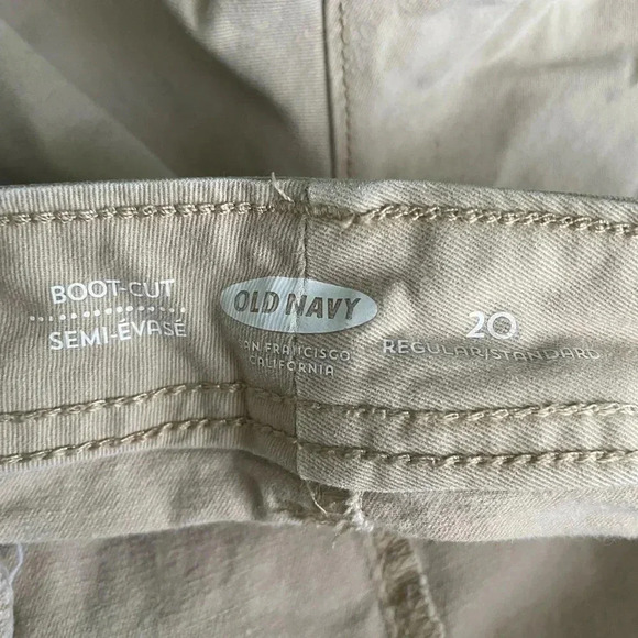 Old‎ Navy Khaki Pants Bootcut Size 20 GUC - Picture 4 of 4